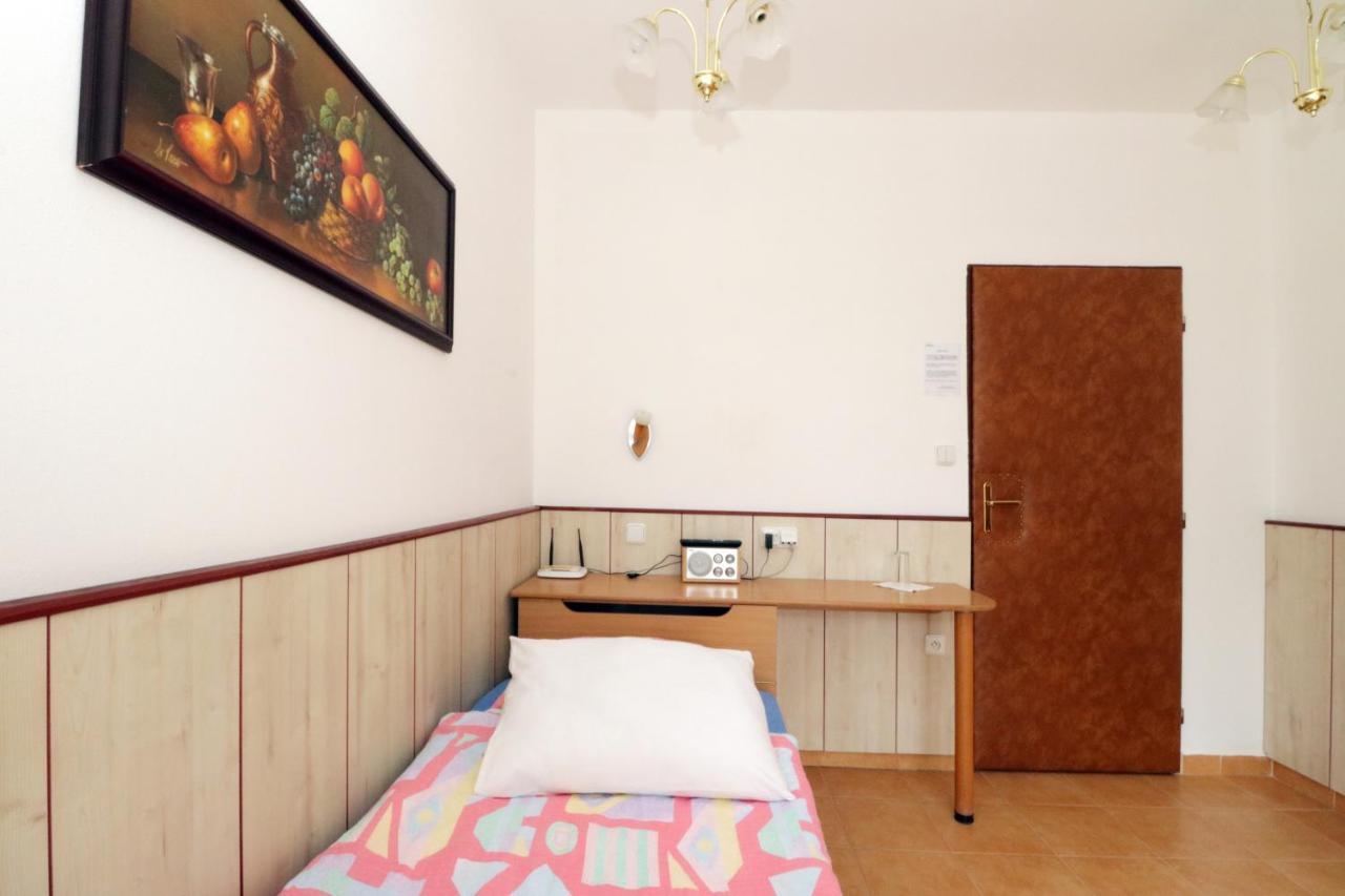 Penzion Hurka Otel Dolni Libchavy Dış mekan fotoğraf