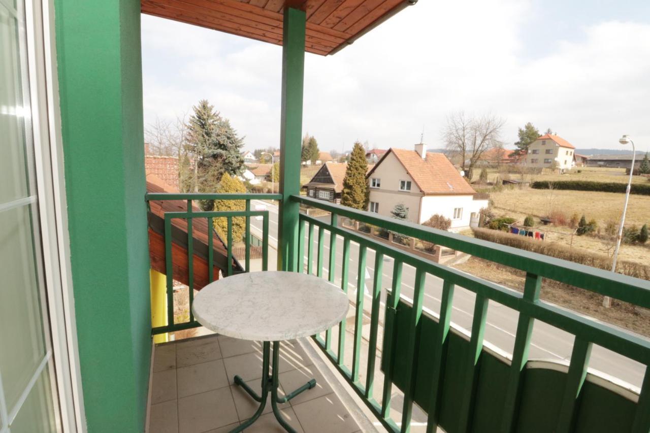 Penzion Hurka Otel Dolni Libchavy Dış mekan fotoğraf