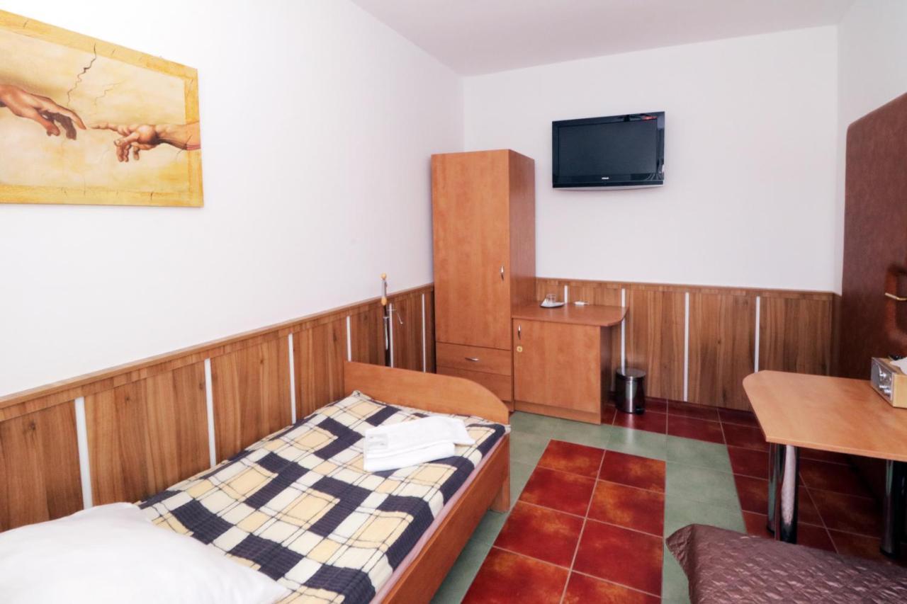 Penzion Hurka Otel Dolni Libchavy Dış mekan fotoğraf