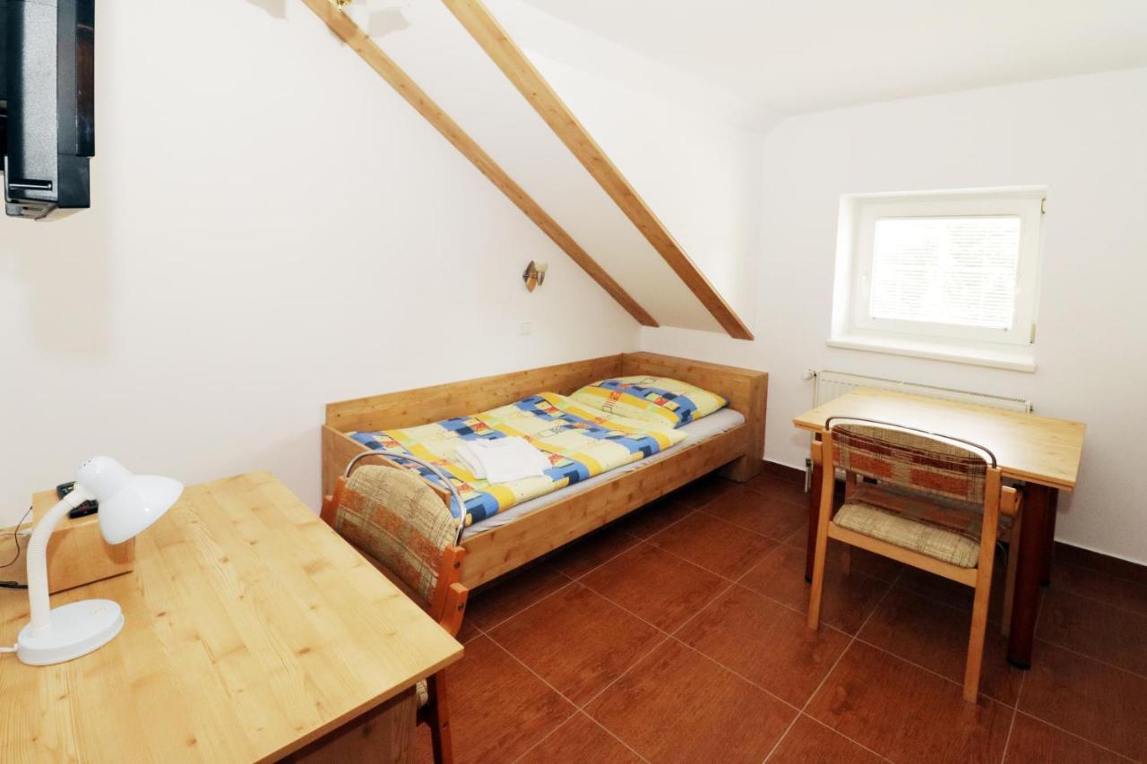 Penzion Hurka Otel Dolni Libchavy Dış mekan fotoğraf