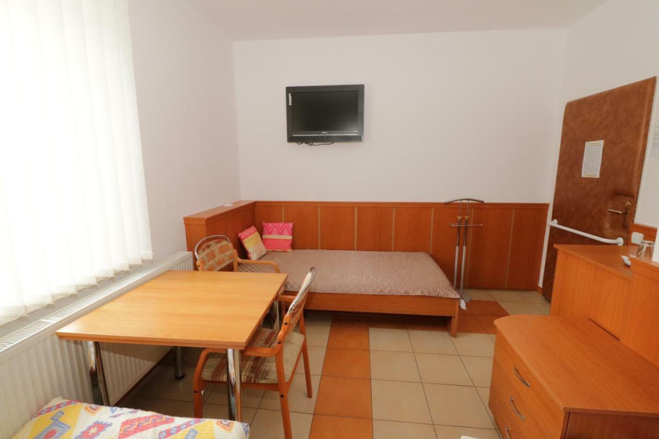 Penzion Hurka Otel Dolni Libchavy Dış mekan fotoğraf