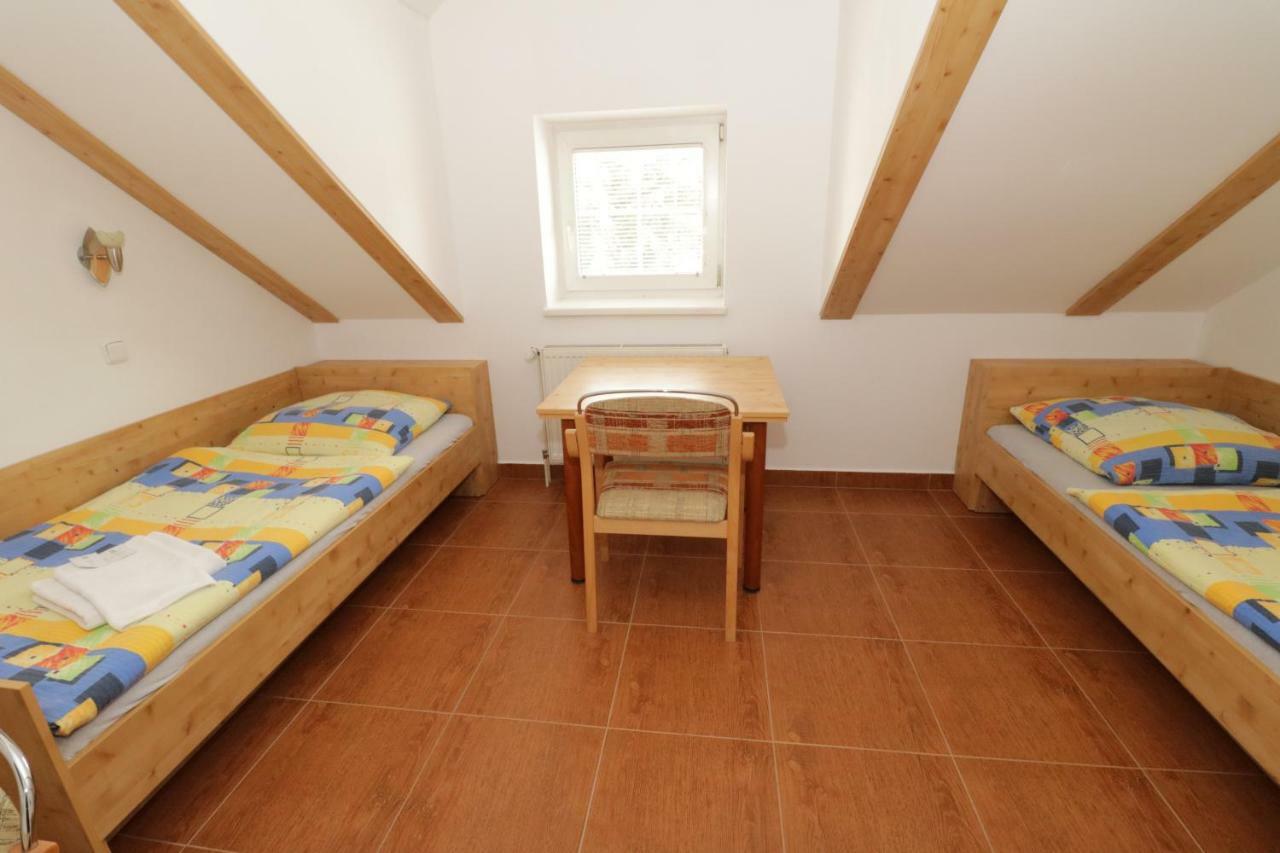 Penzion Hurka Otel Dolni Libchavy Dış mekan fotoğraf