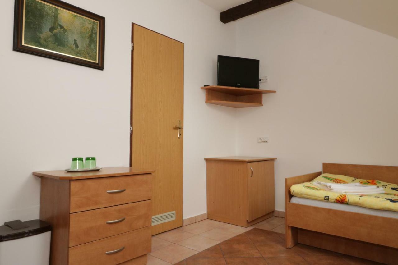 Penzion Hurka Otel Dolni Libchavy Dış mekan fotoğraf