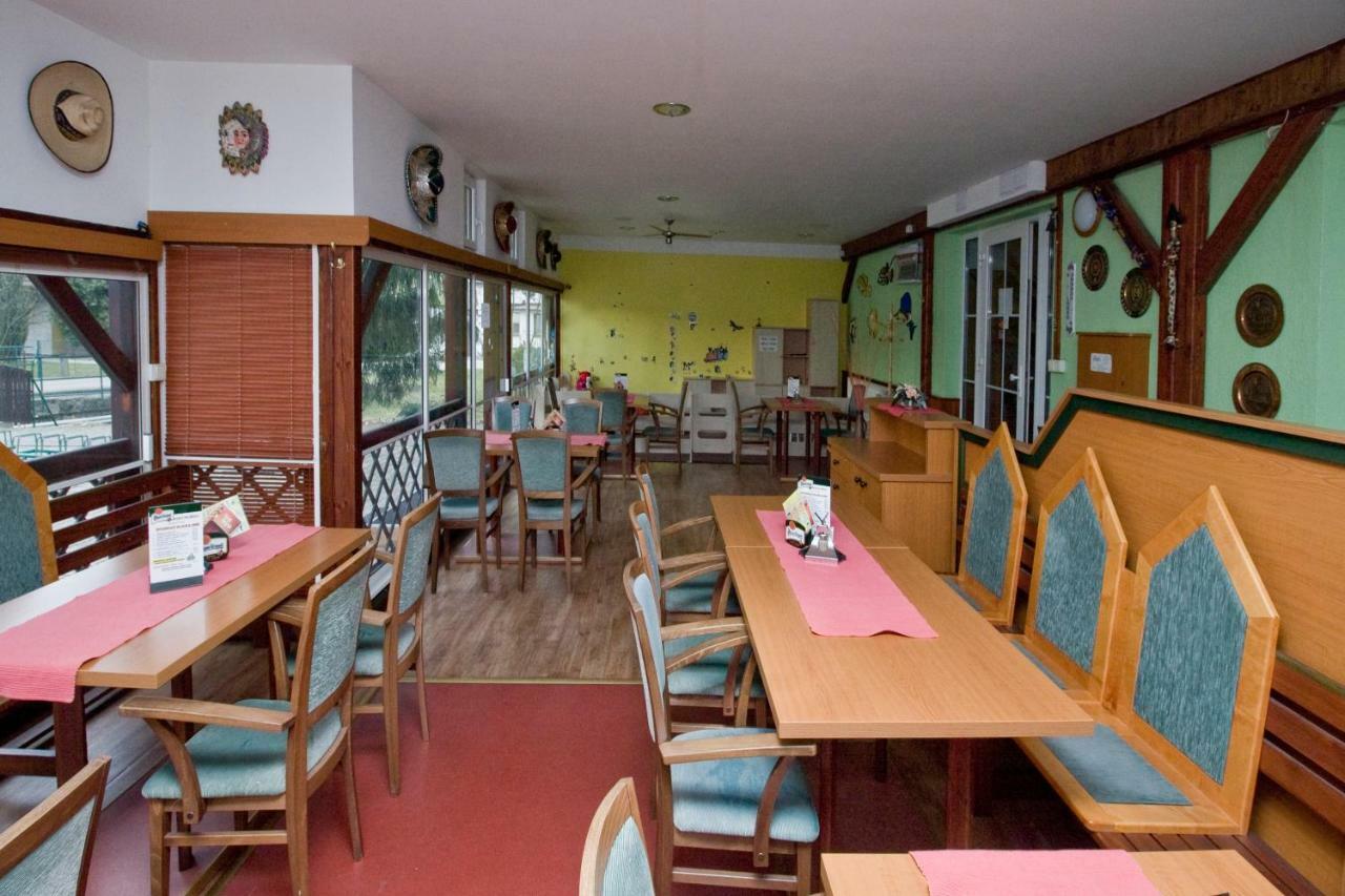 Penzion Hurka Otel Dolni Libchavy Dış mekan fotoğraf